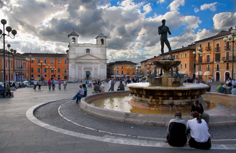 piazza duomo aquila